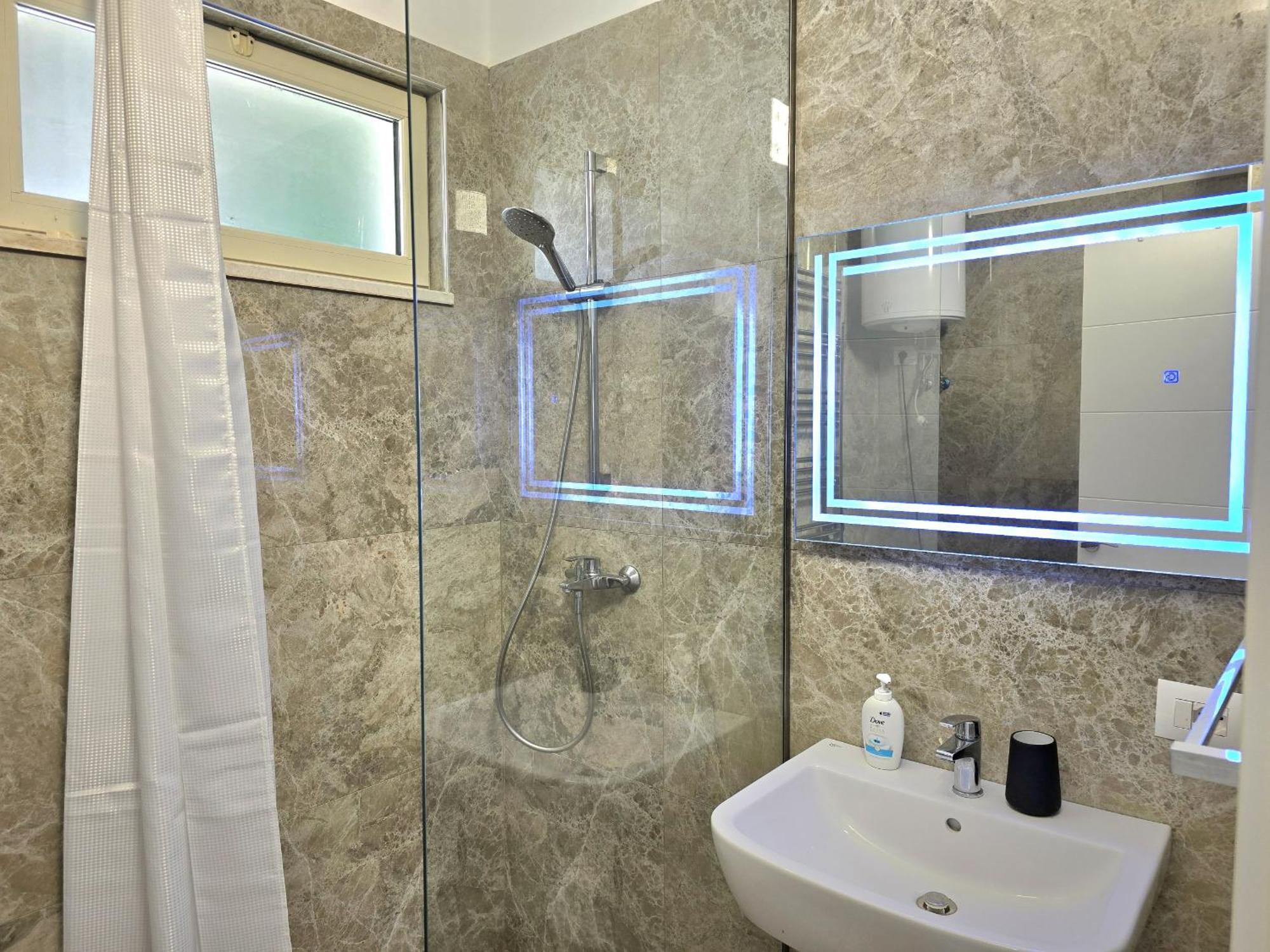 Serenity Penthouse - 260